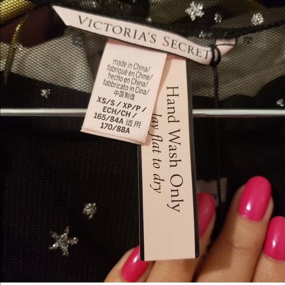 Victoria’s Secret robe xs/s NWT - Picture 4 of 4
